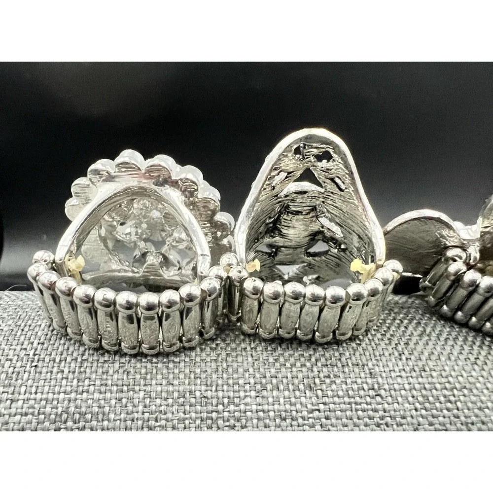 Silver Tone Stretch Ring Lot 5pc Floral Rhinestone Pearl Size 6-9 Goth